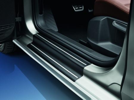 protector umbral negro-plata