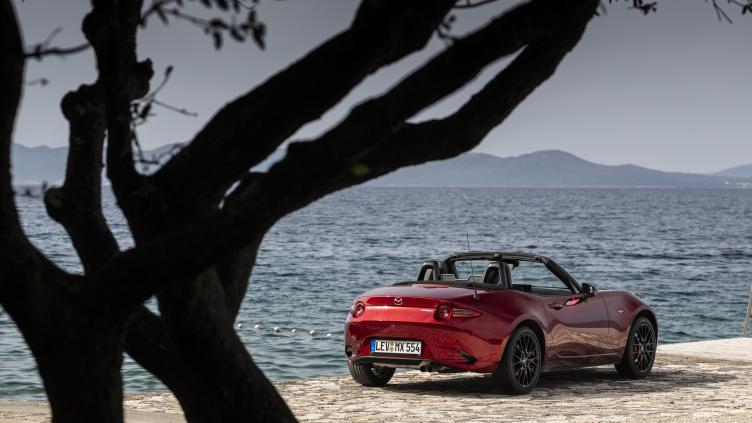MAZDA MX-5