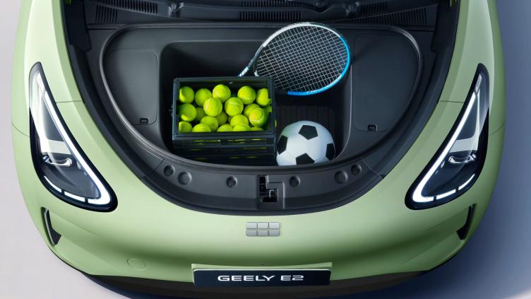 GEELY E2