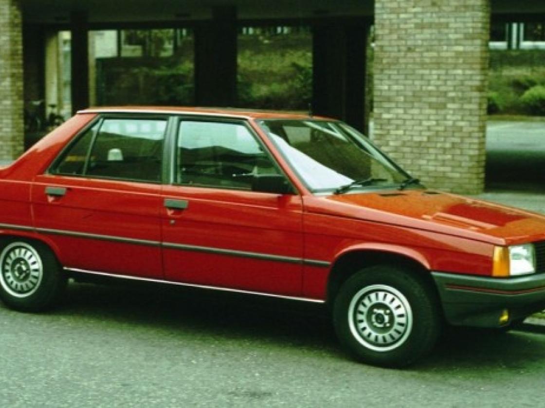 renault r9