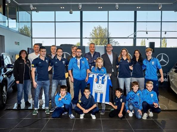 Stern Motor firma patrocinio con el Club Patí Voltregà