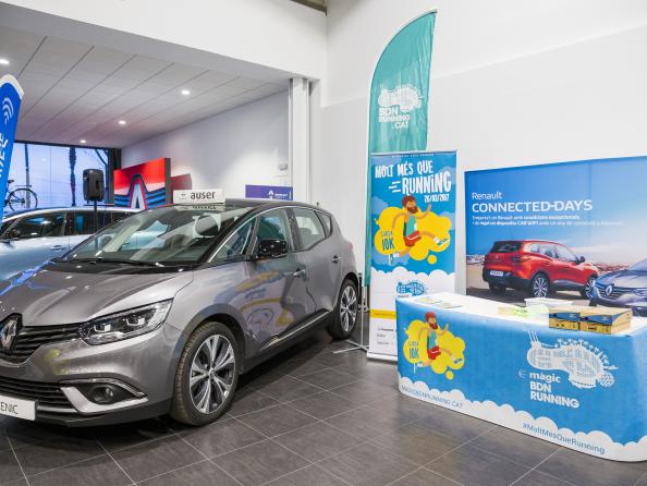 charla Runners Day cursa Màgic BDN Running en concesionario Auser Badalona